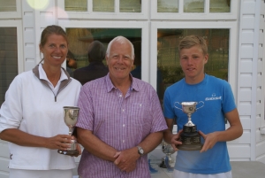 Claire and Louis Hawking, winner of mixed handicap doubles